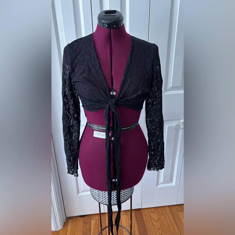 Black Lace Long Sleeve Wrap Crop Top Or Coverup with Long Ties NWOT.